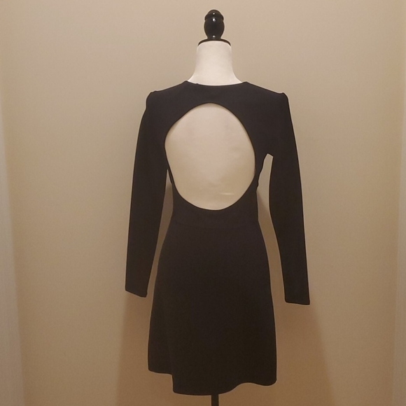 KK NWT Keyhole Back Fitted Dress - Picture 2 of 5